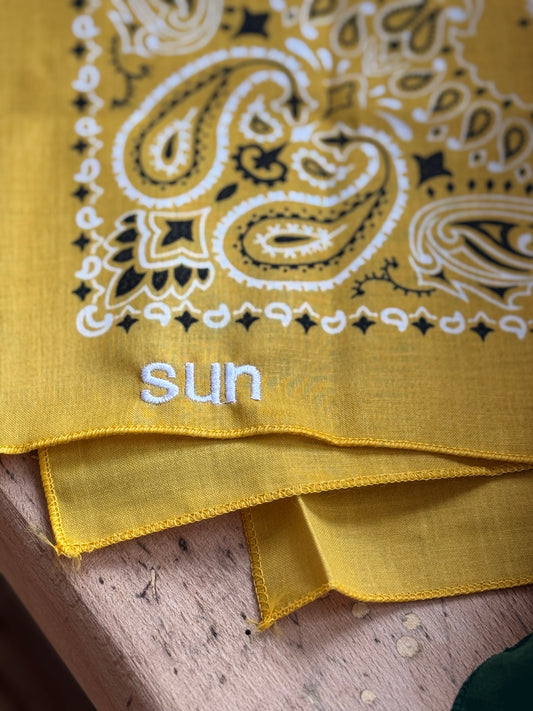 Bandana bouton d'or - personnalisé