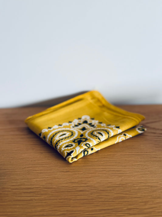 Bandana bouton d'or - personnalisé
